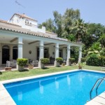 VILLA IDEALLY SITUATED IN THE GOLF VALLEY